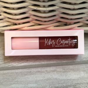 Kikiz Cosmetics TEASE Hydrating Lipgloss